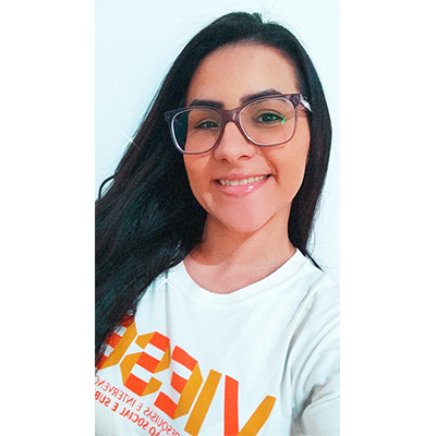 Camila dos Santos Leonardo